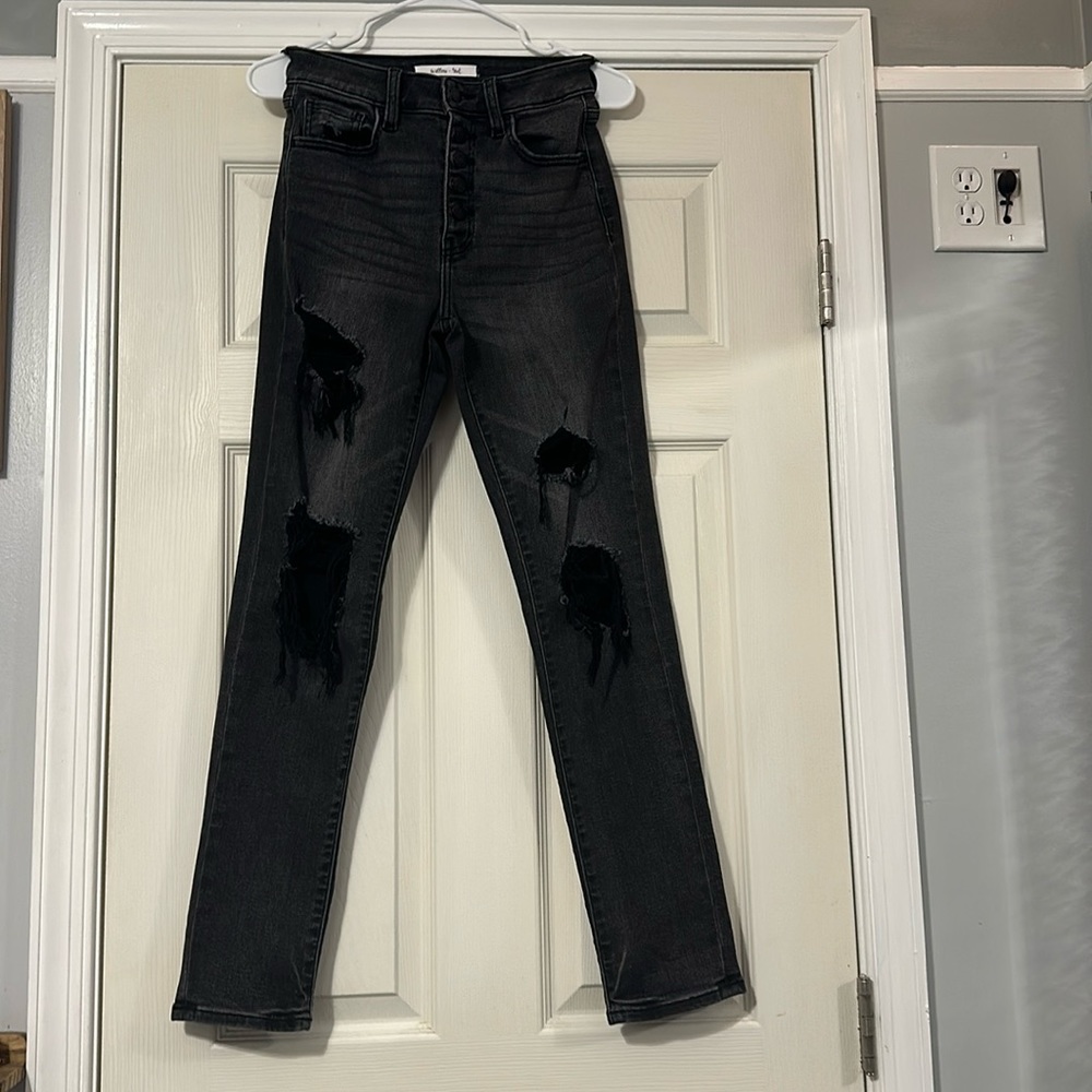Black destructed mom for jeans